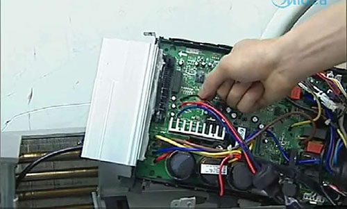 鸡泽美的空调电话是多少